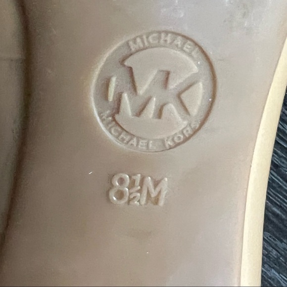 NIB! Michael Kors Flex Mid Pump in Nude Patent Sz US8.5 - Picture 8 of 12